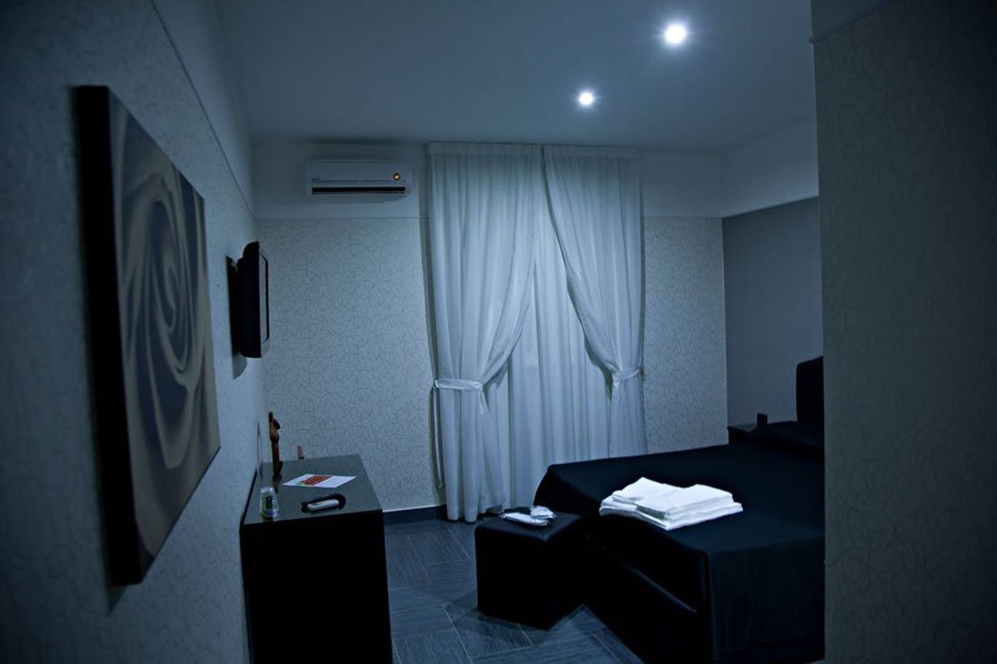 Hotel Masaniello Luxury - Italy - NAPOLI - Room - 4