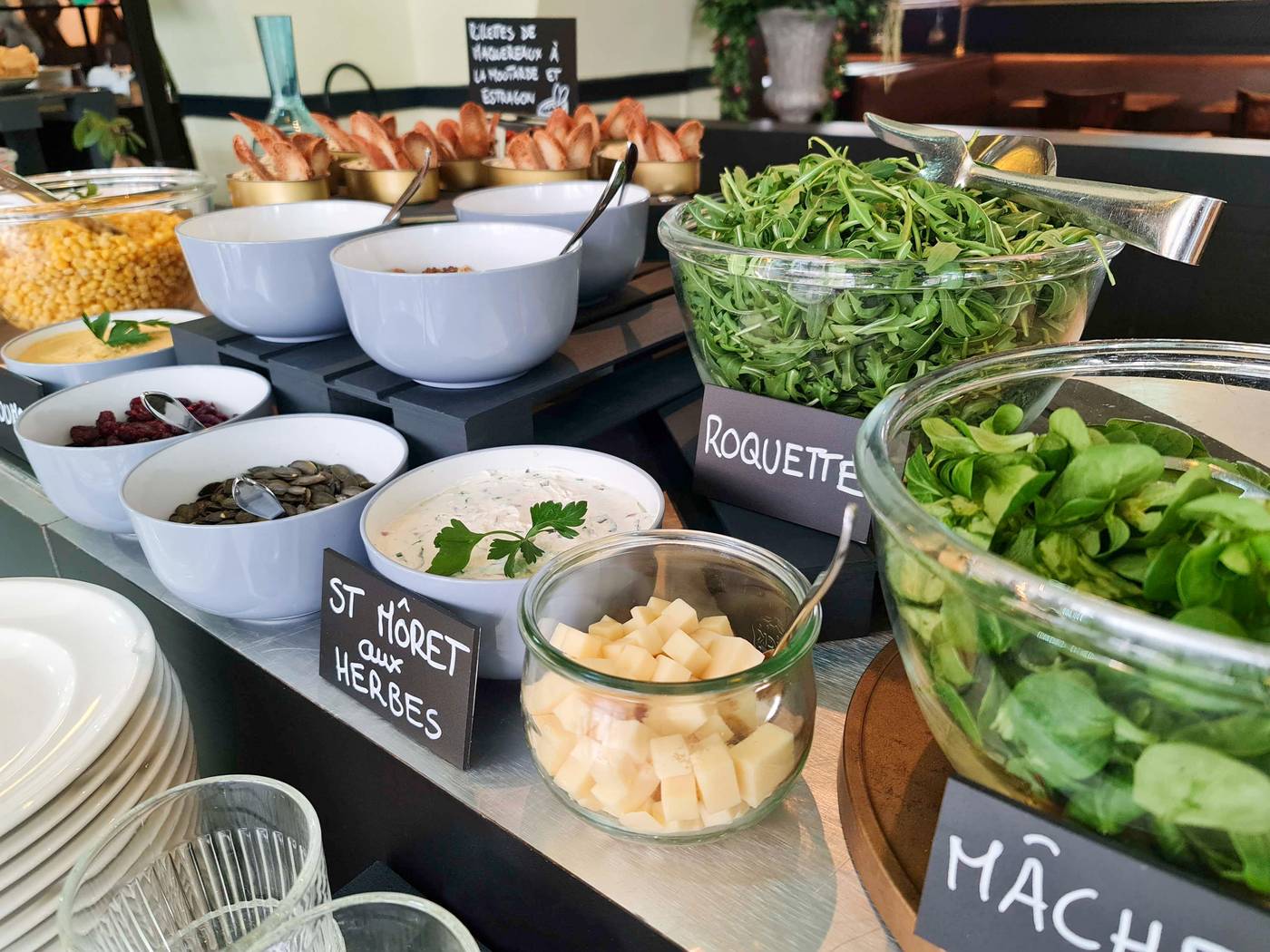 Ibis-Paris-Tour-Eiffel-Restaurant-51