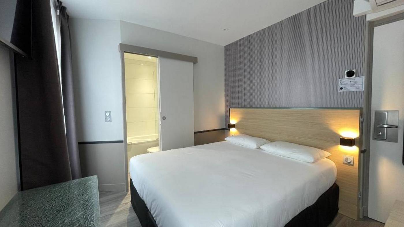 Hotel-La-Folie-des-Pres---Saint-Germain-des-Pres-Room-8