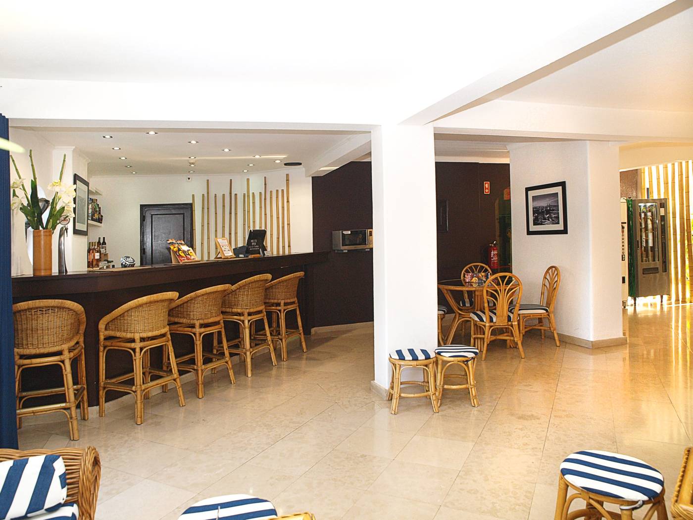 Mirachoro-Sol-Lobby-19