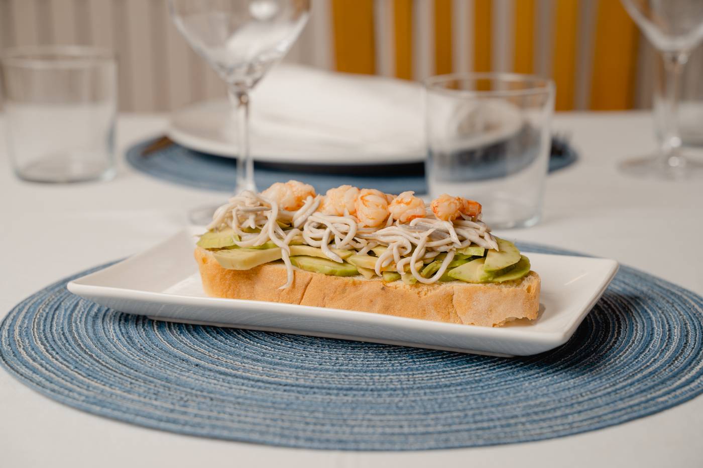 Luxmar-Apartments-Restaurant-45