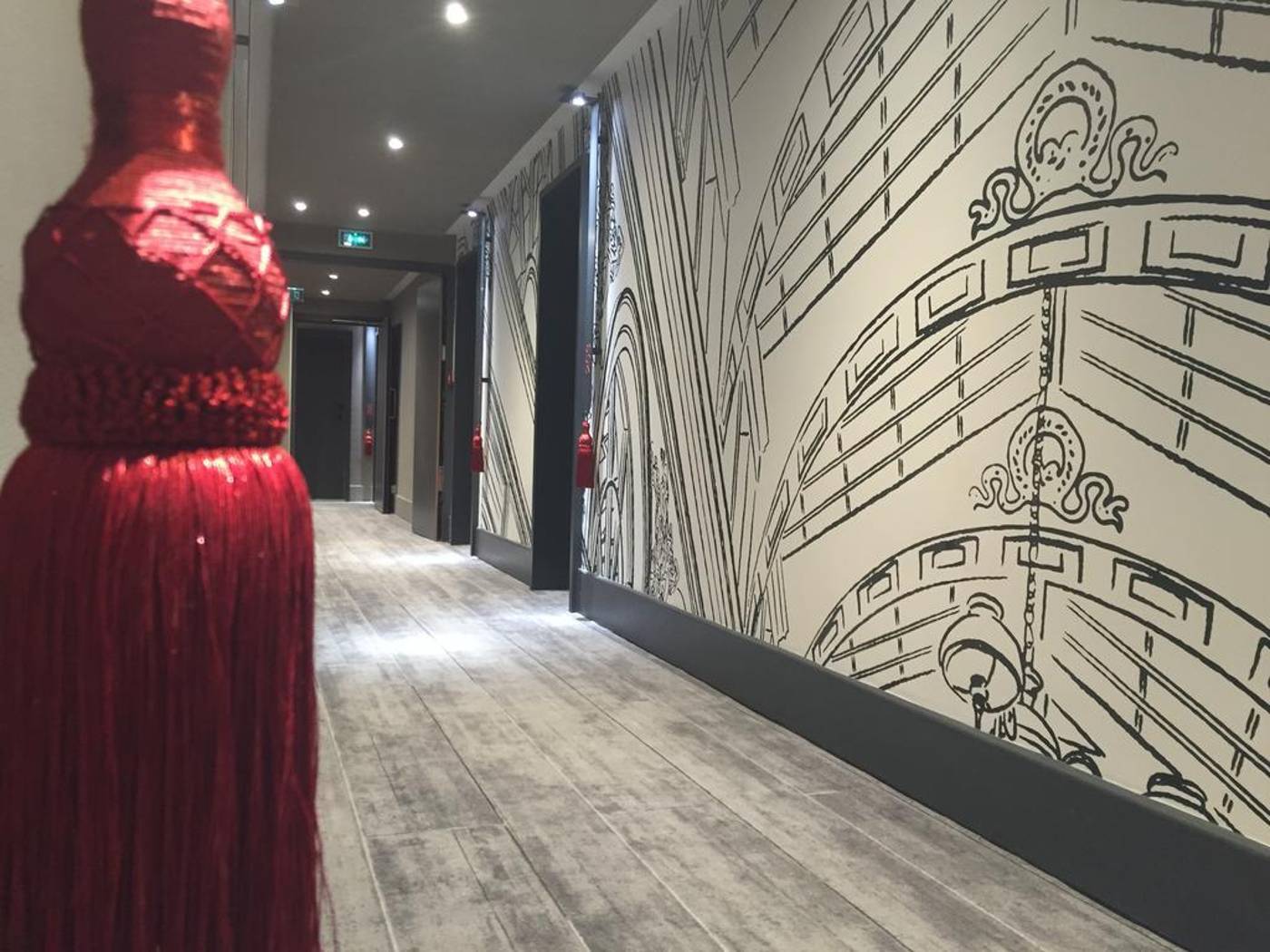 Mercure-Paris-Alesia-Lobby-34