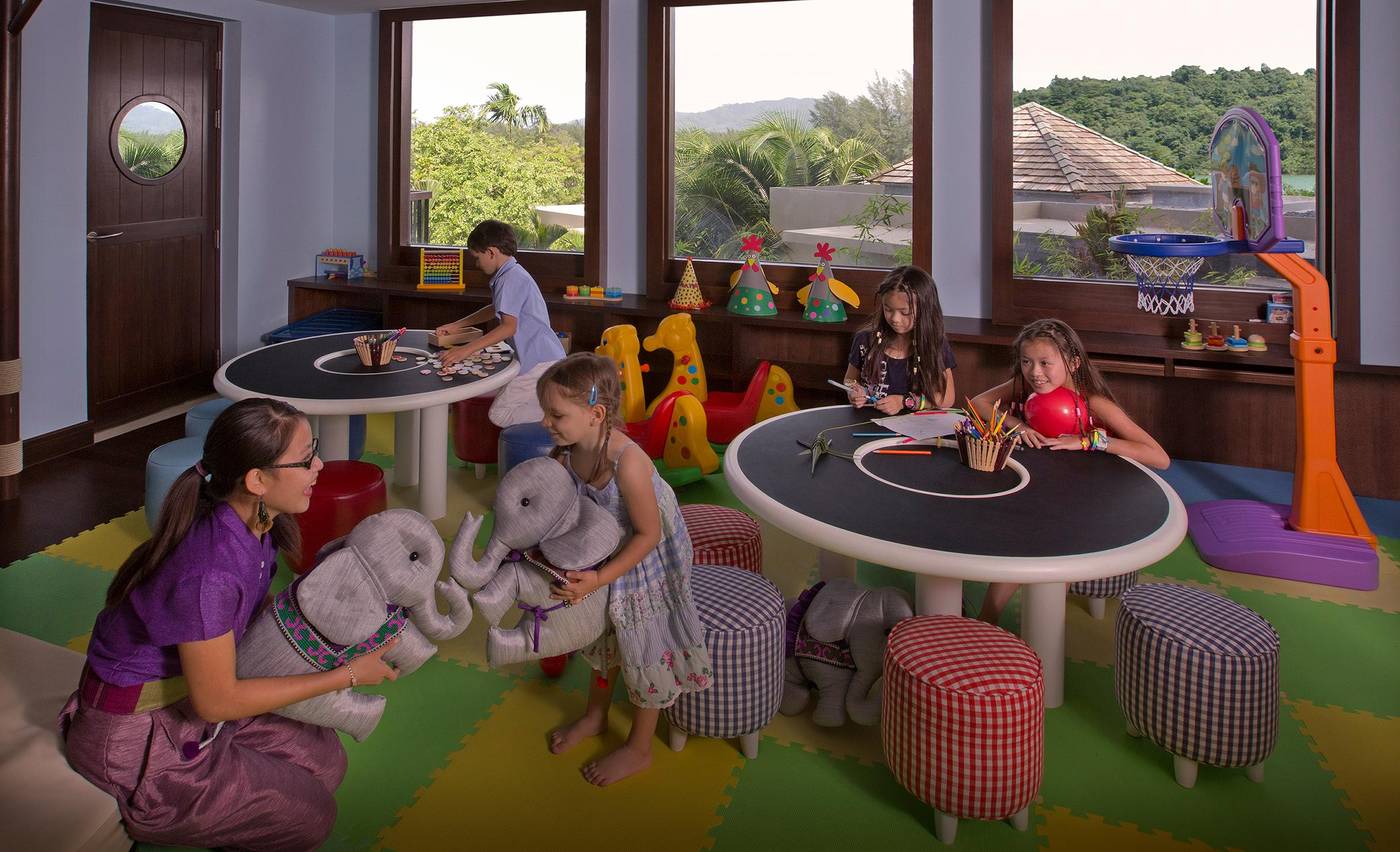 Anantara-Phuket-Layan-Resort---Spa-Sports-and-Entertainment-61