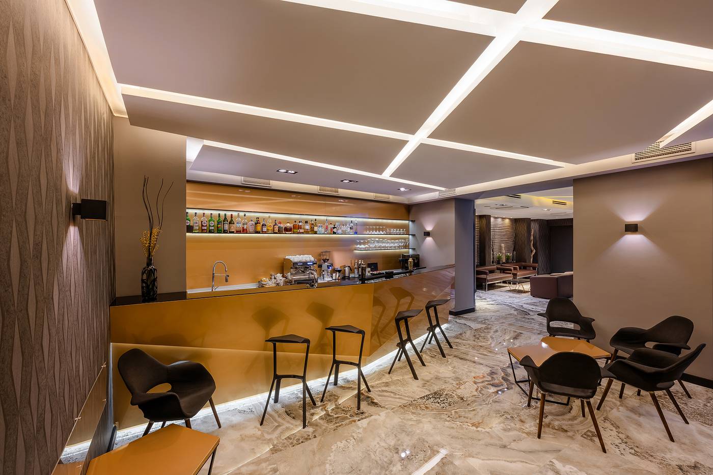 Hotel-Museum-Budapest-Bar-17