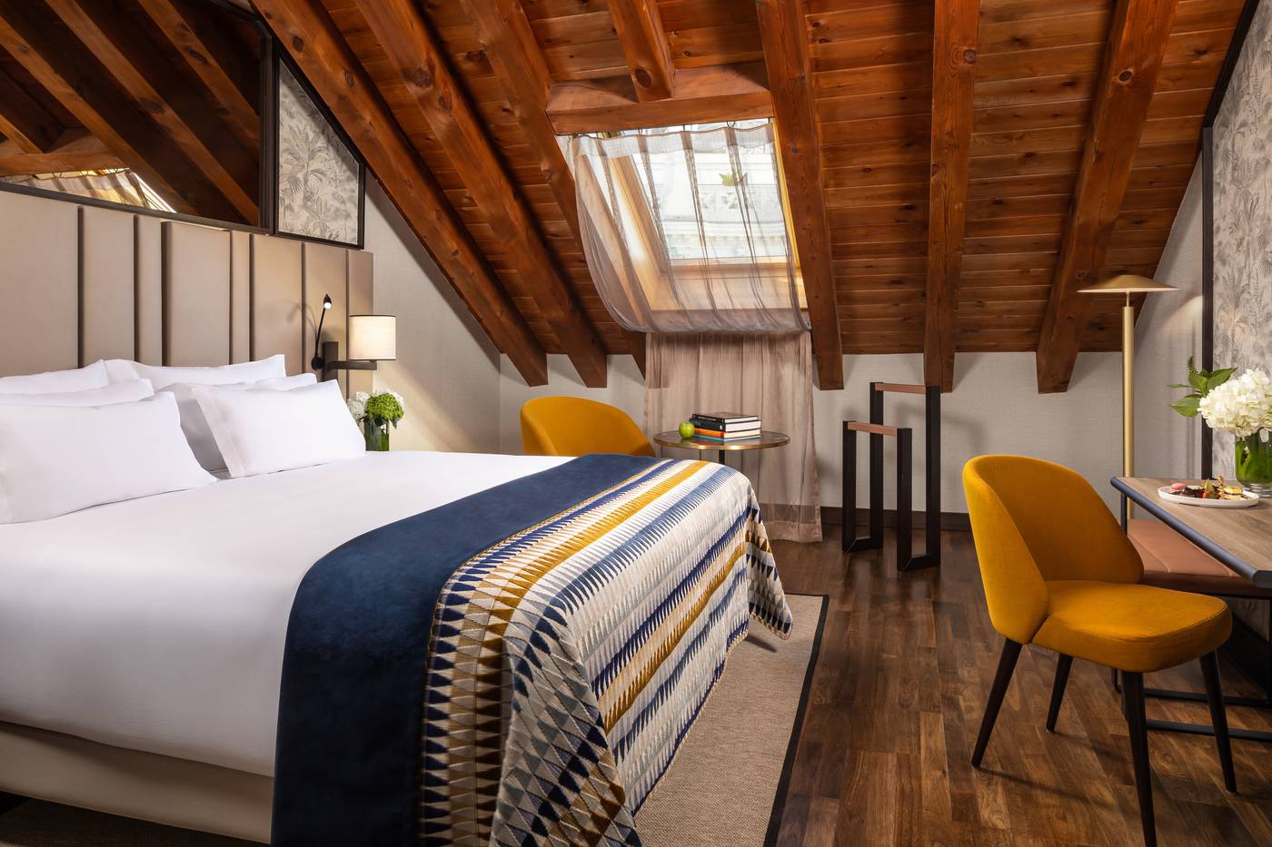 NH-Collection-Madrid-Palacio-de-Tepa-Room-28