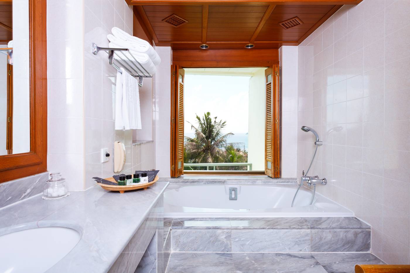 Diamond Cliff Resort and Spa