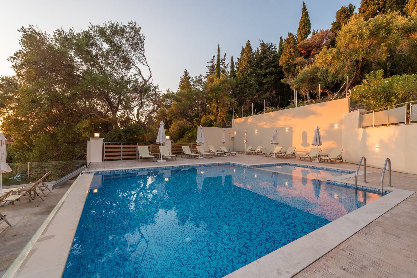 Mazis-Apartments-Pool-2
