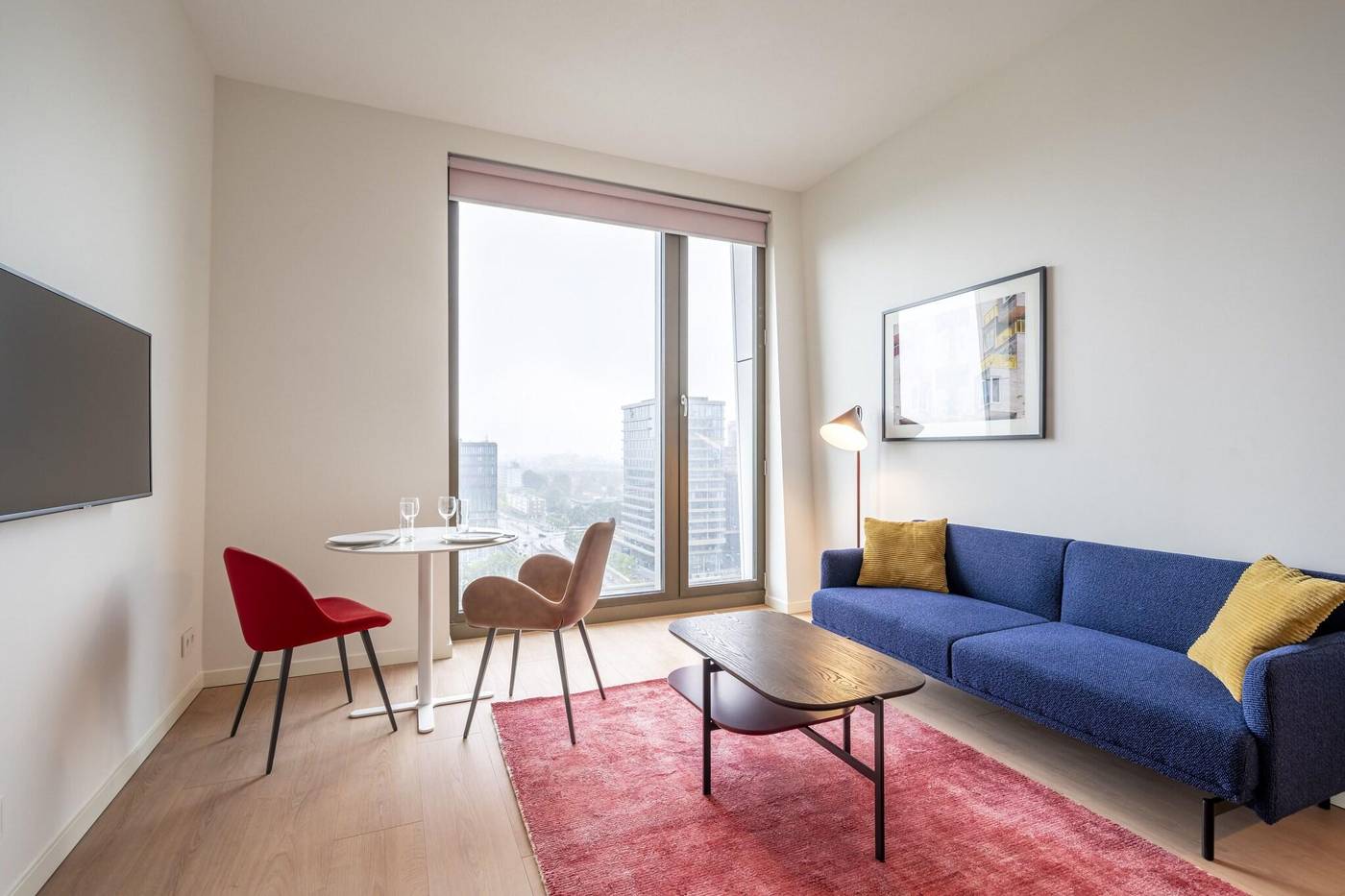 Premier-Suites-Plus-Amsterdam-Room-20