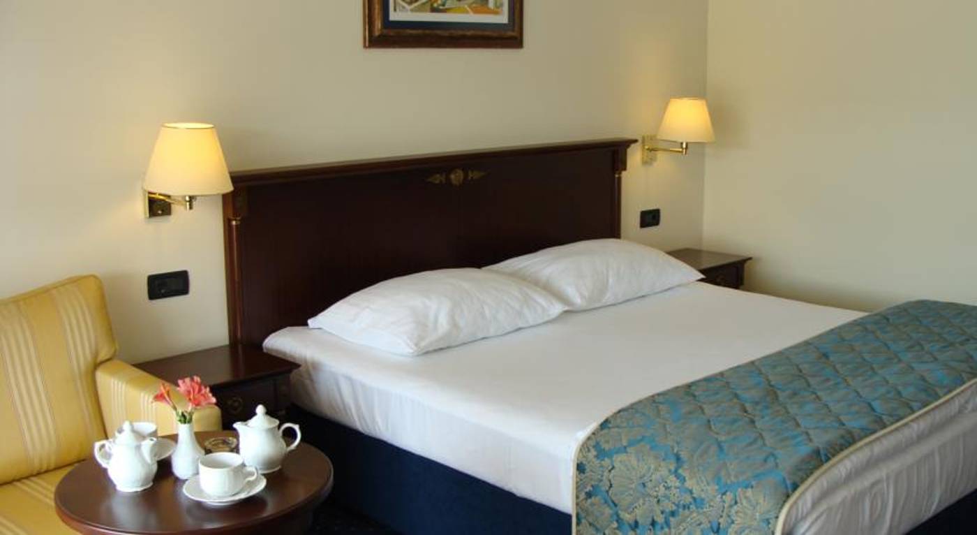 Meridijan - Adults Only