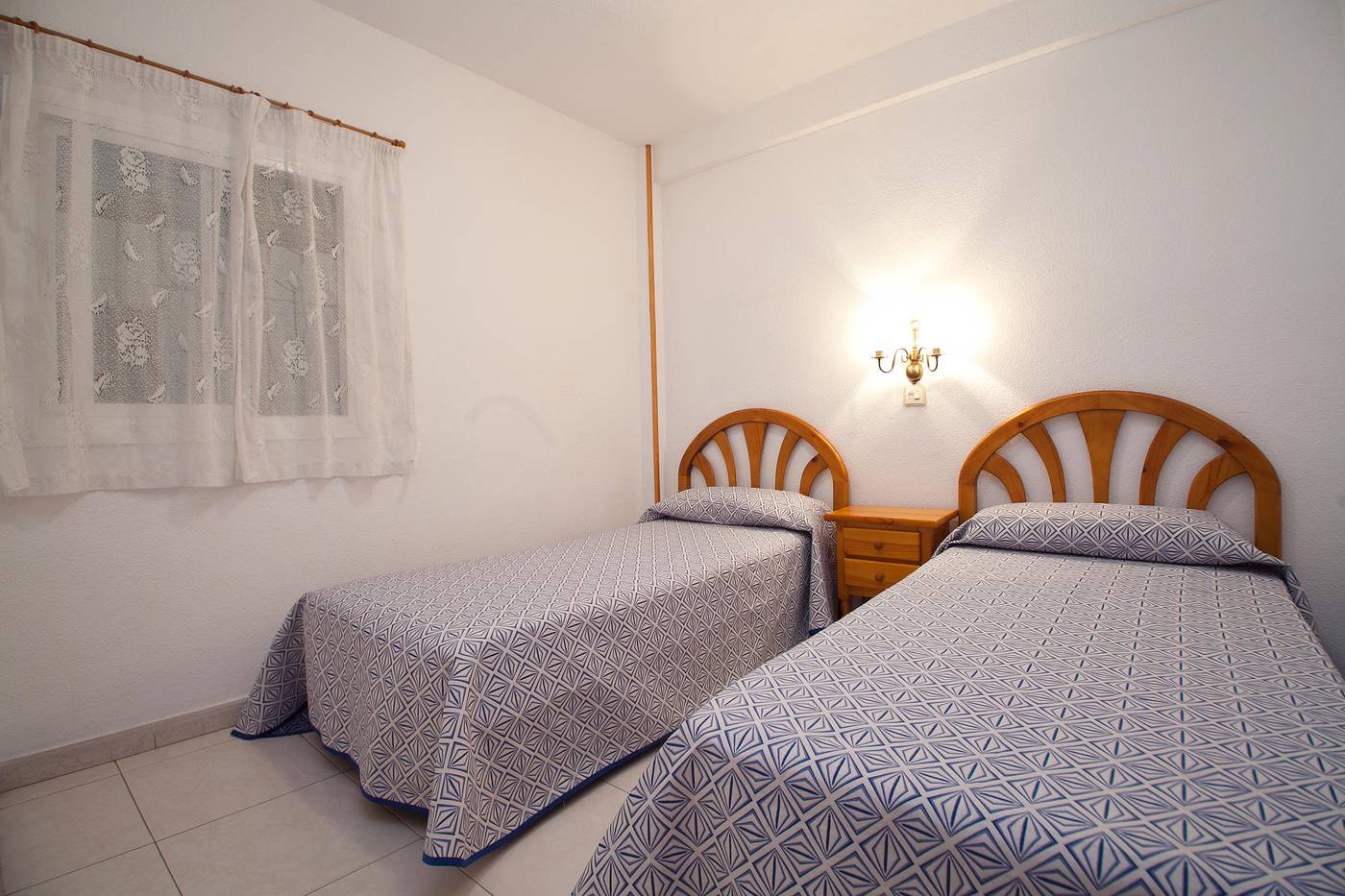 Apartamentos-Ribera-Room-13
