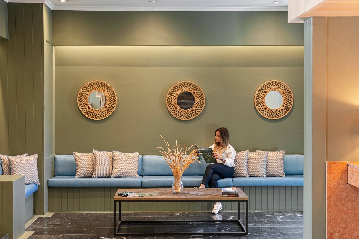 Dorisol-Buganvilia-Lobby-18