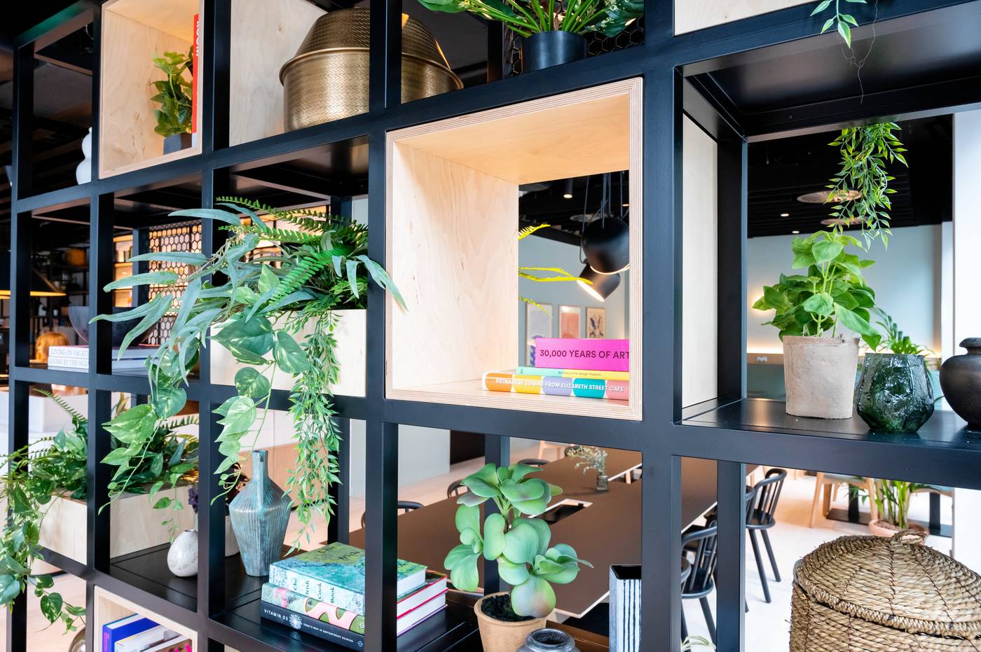 Staycity-Aparthotels-City-Quay-Lobby-17