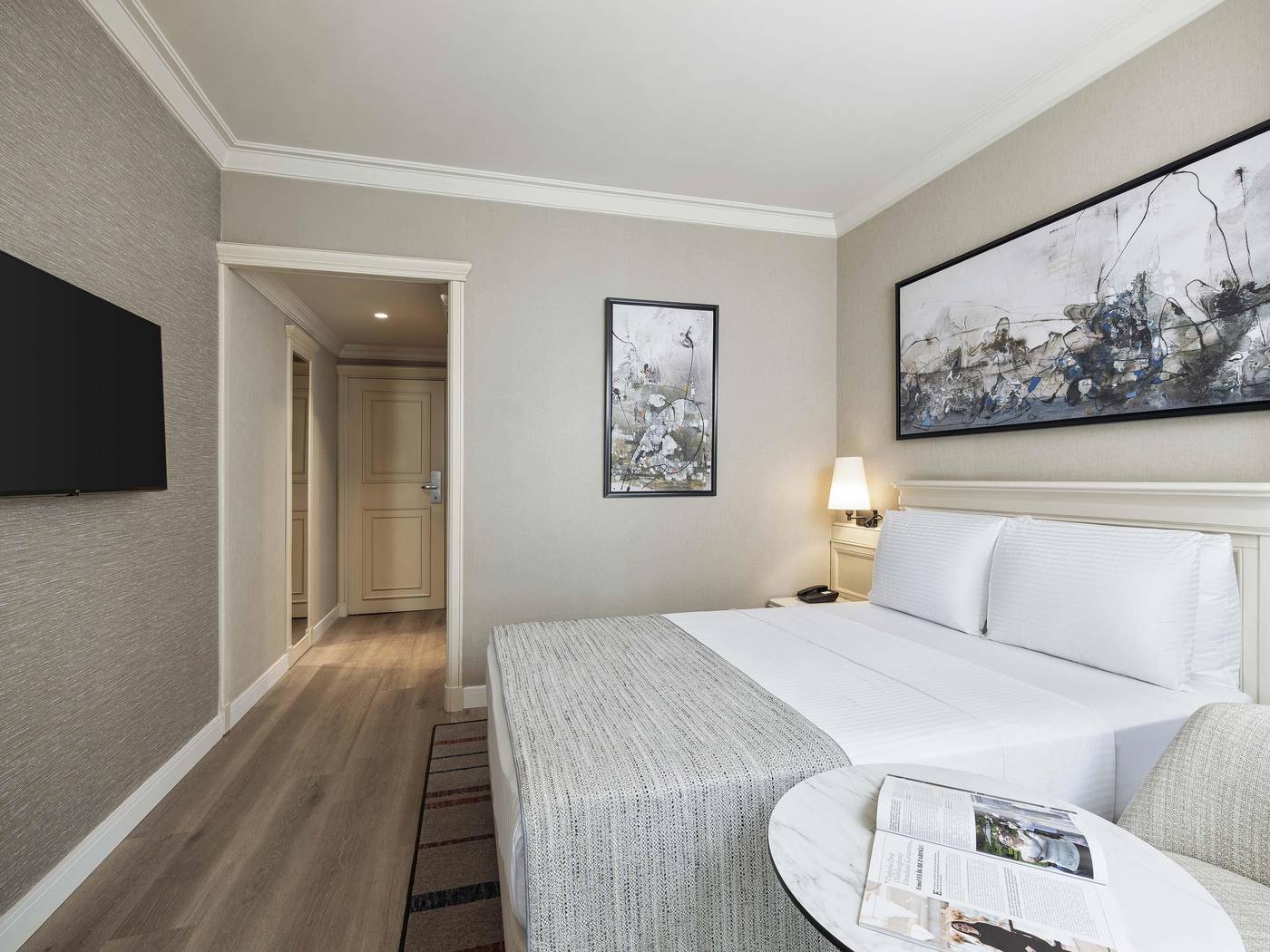 Elite-World-Comfy-Istanbul-Taksim-Hotel-Room-10