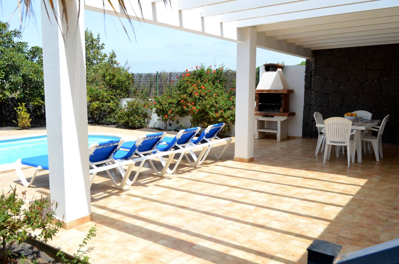 Sun-Grove-Villas---Spa-Pool-2