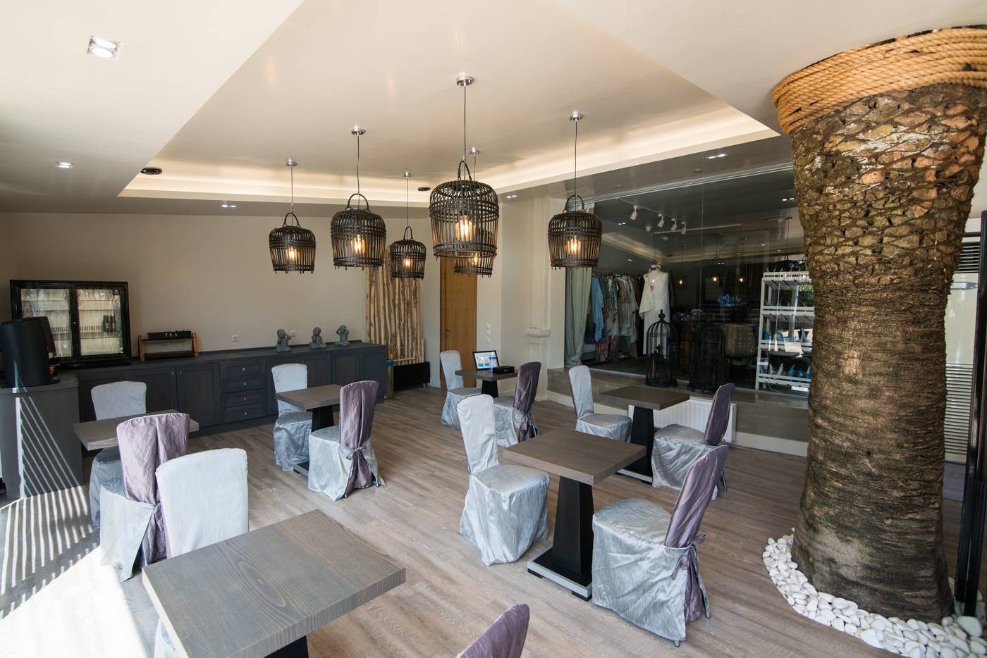 Mikelina-Boutique-Hotel-Lobby-10