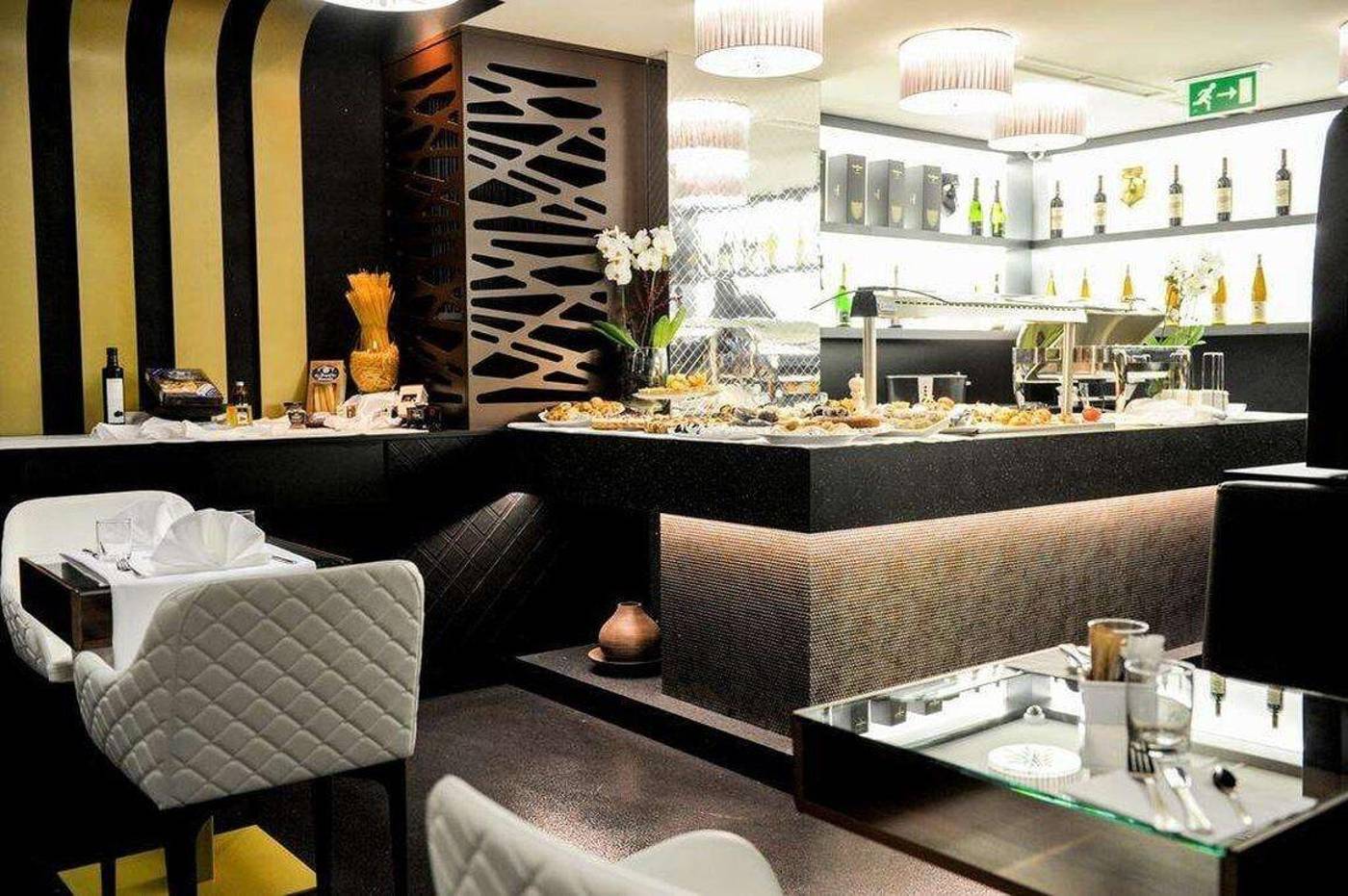 Myo-Hotel-Mysterius-Bar-39