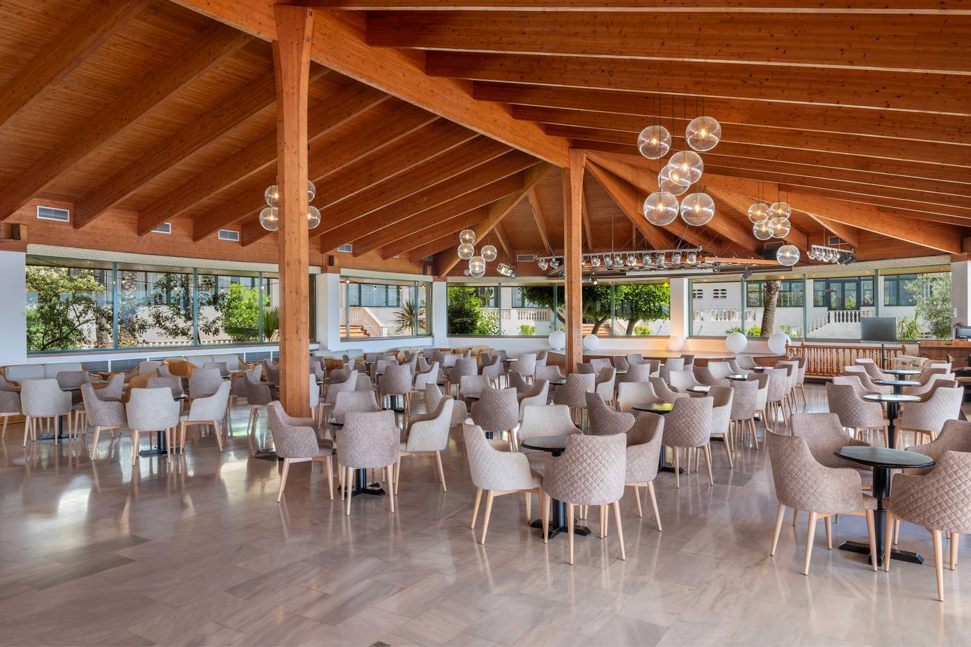 Valentin-Son-Bou-Bar-59