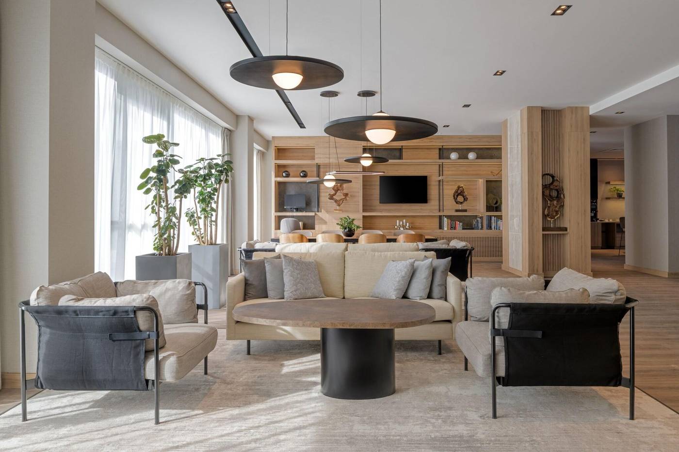 AC-Hotel-by-Marriott-Krakow-Lobby-3