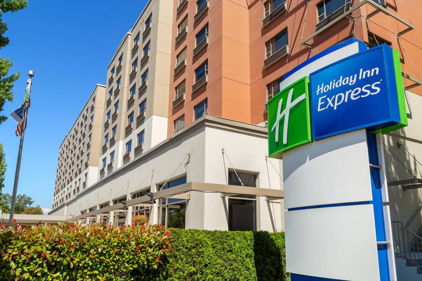 Holiday-Inn-Express-Vancouver-Airport-Richmond-General-view-6