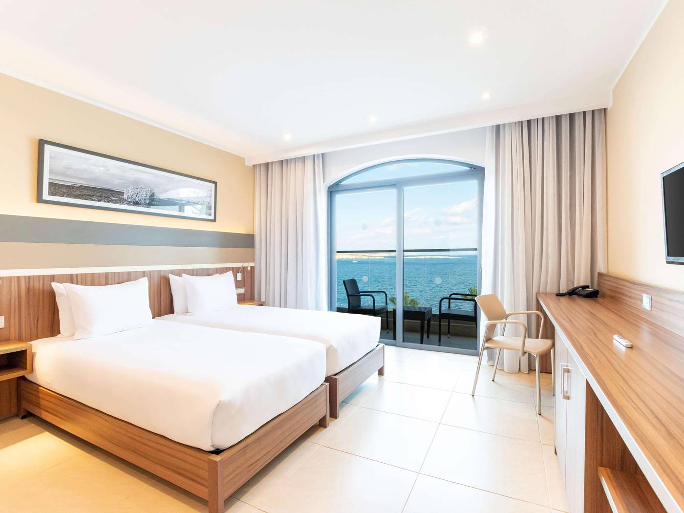 DoubleTree-by-Hilton-Malta-Room-32