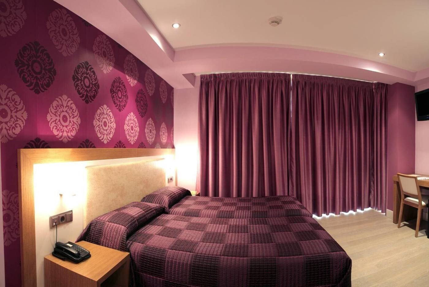 Hotel Montedobra-Spain-TORRELAVEGA-Room-10