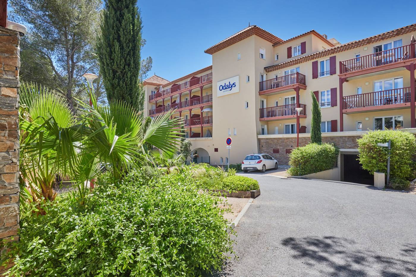 Residence-Prestige-Odalys-Les-Canissons-General-view-12