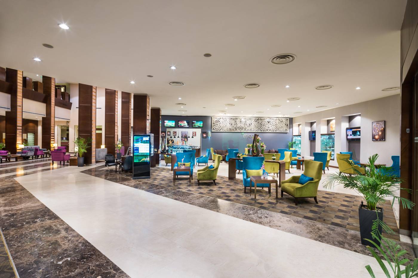 Holiday Inn Al Qasr-Saudi Arabia-RIYADH-General view-5