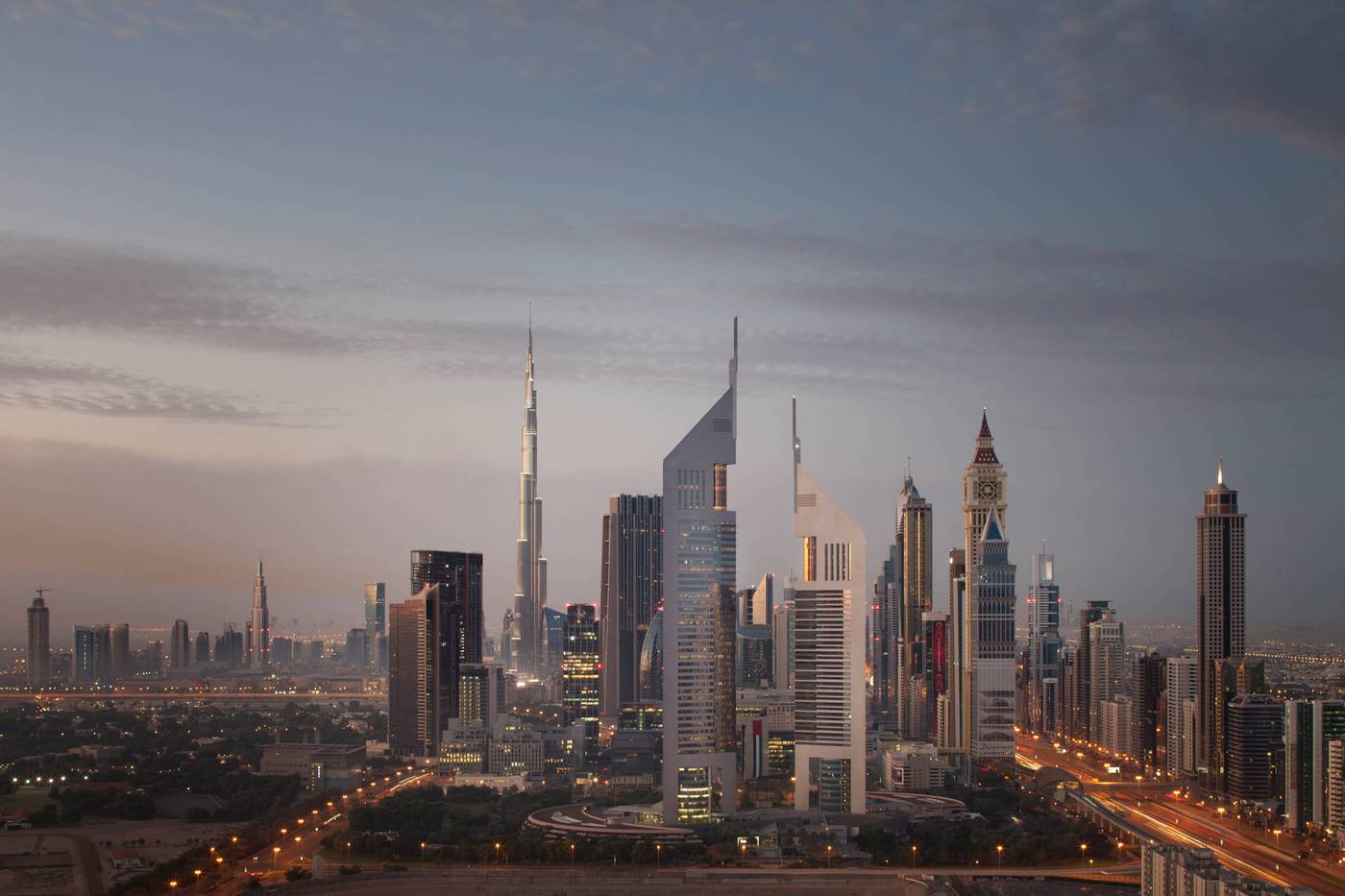 Jumeirah-Emirates-Towers-General-view-9