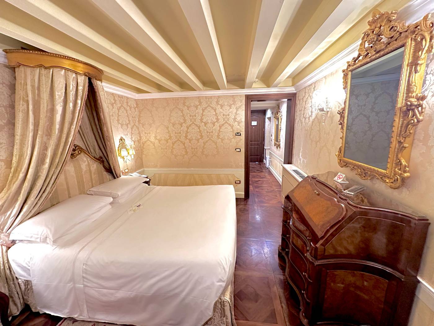 Hotel-Canal-Grande-Room-36