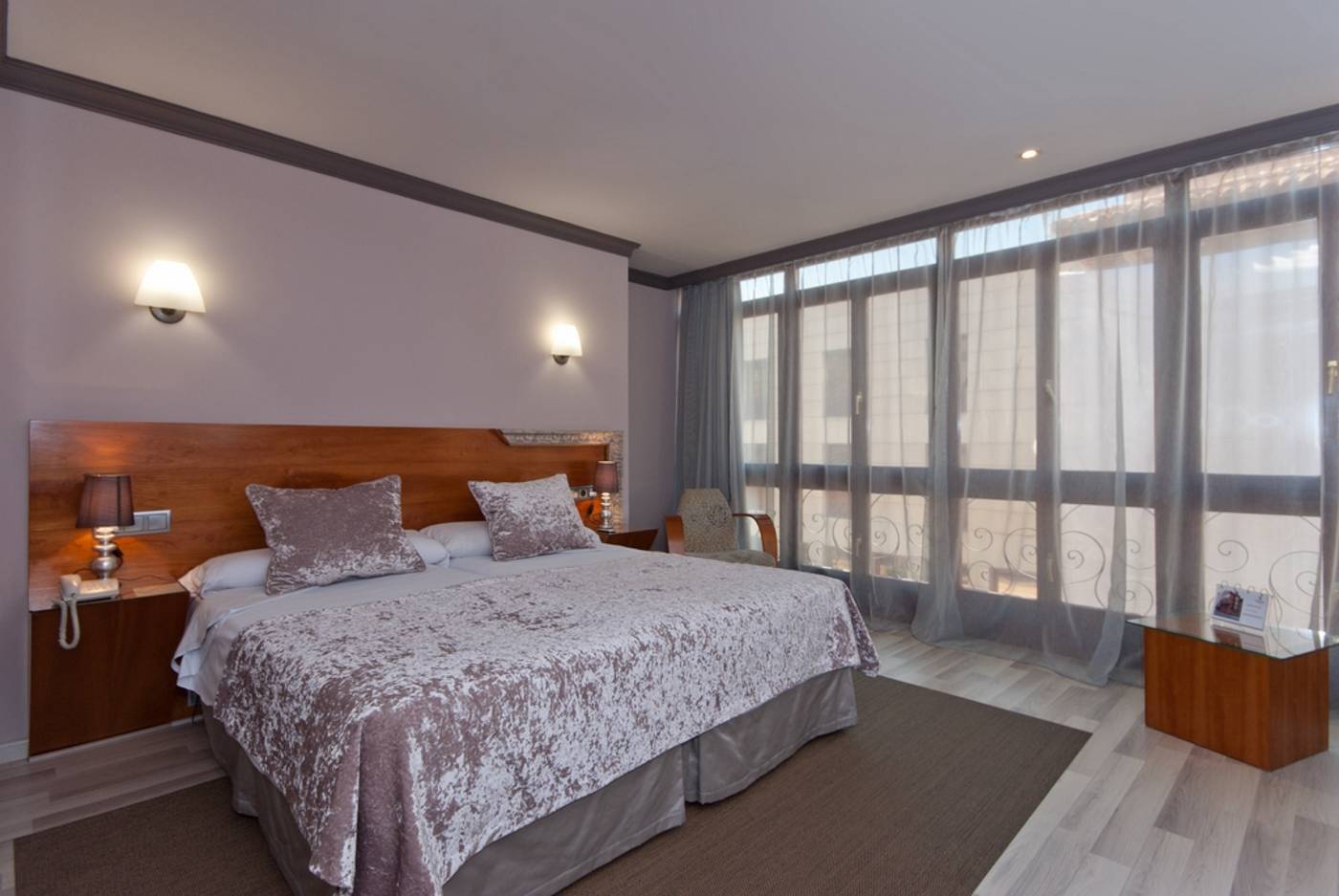 Vetusta-Spain-OVIEDO-Room-8