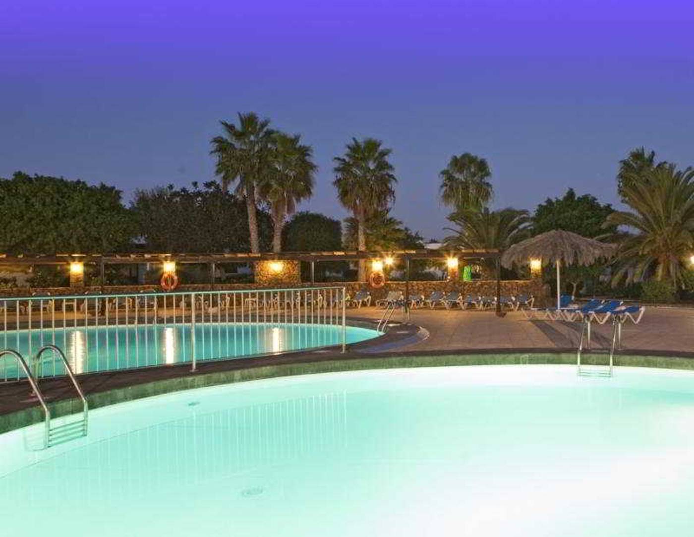 Playa-Limones-Pool-11