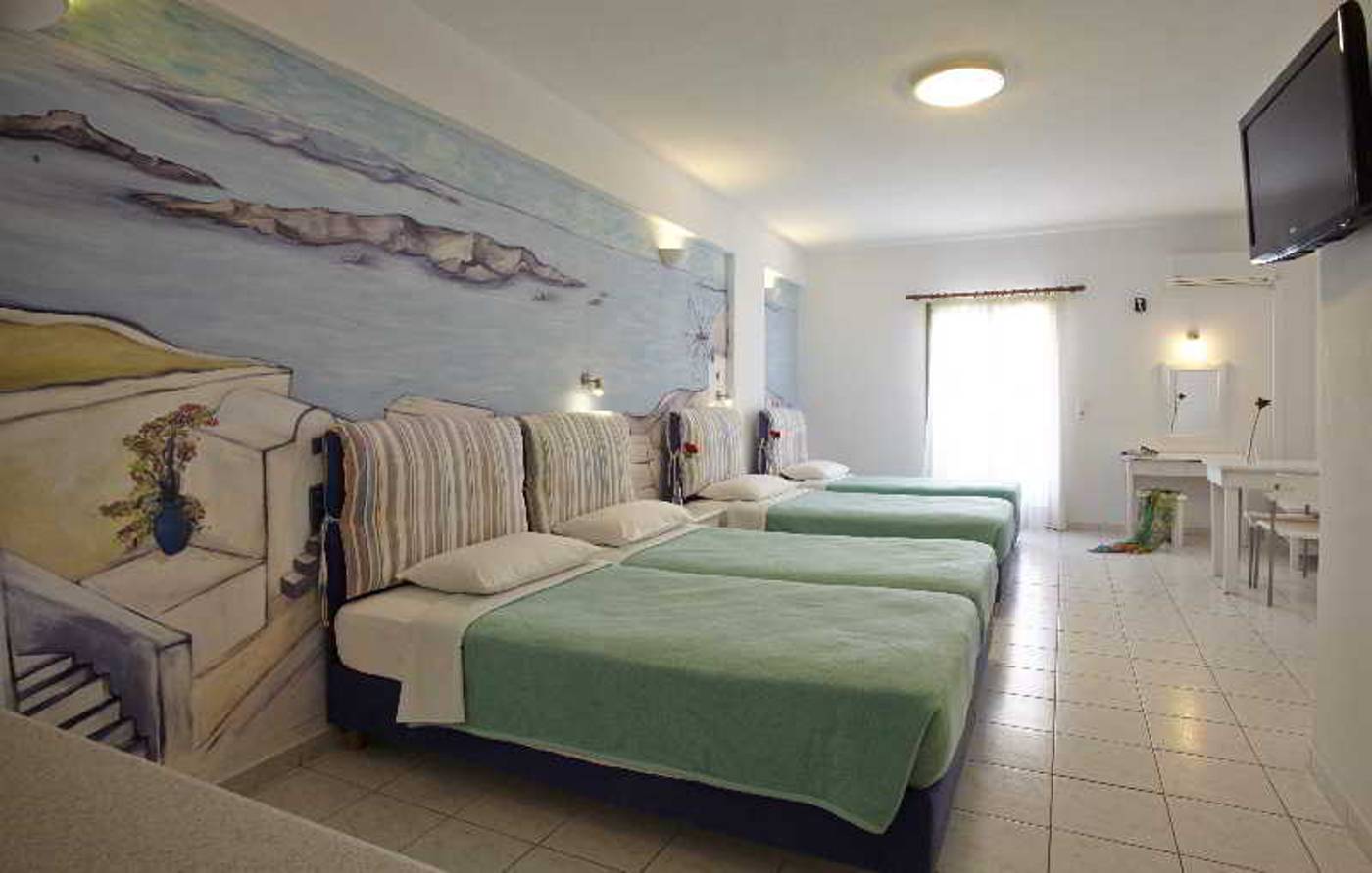 Studios-Marios-Room-23