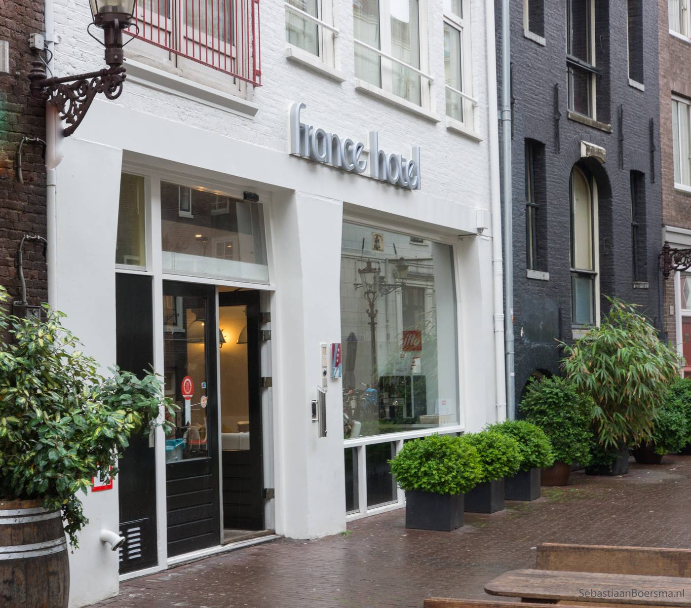 France-Hotel-General-view-1