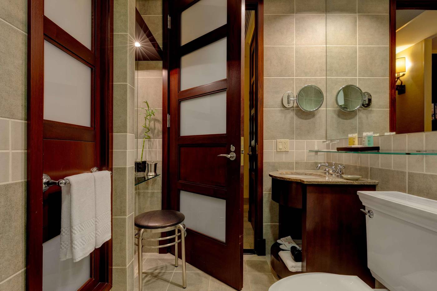 Library-Hotel-by-Library-Hotel-Collection-Room-18