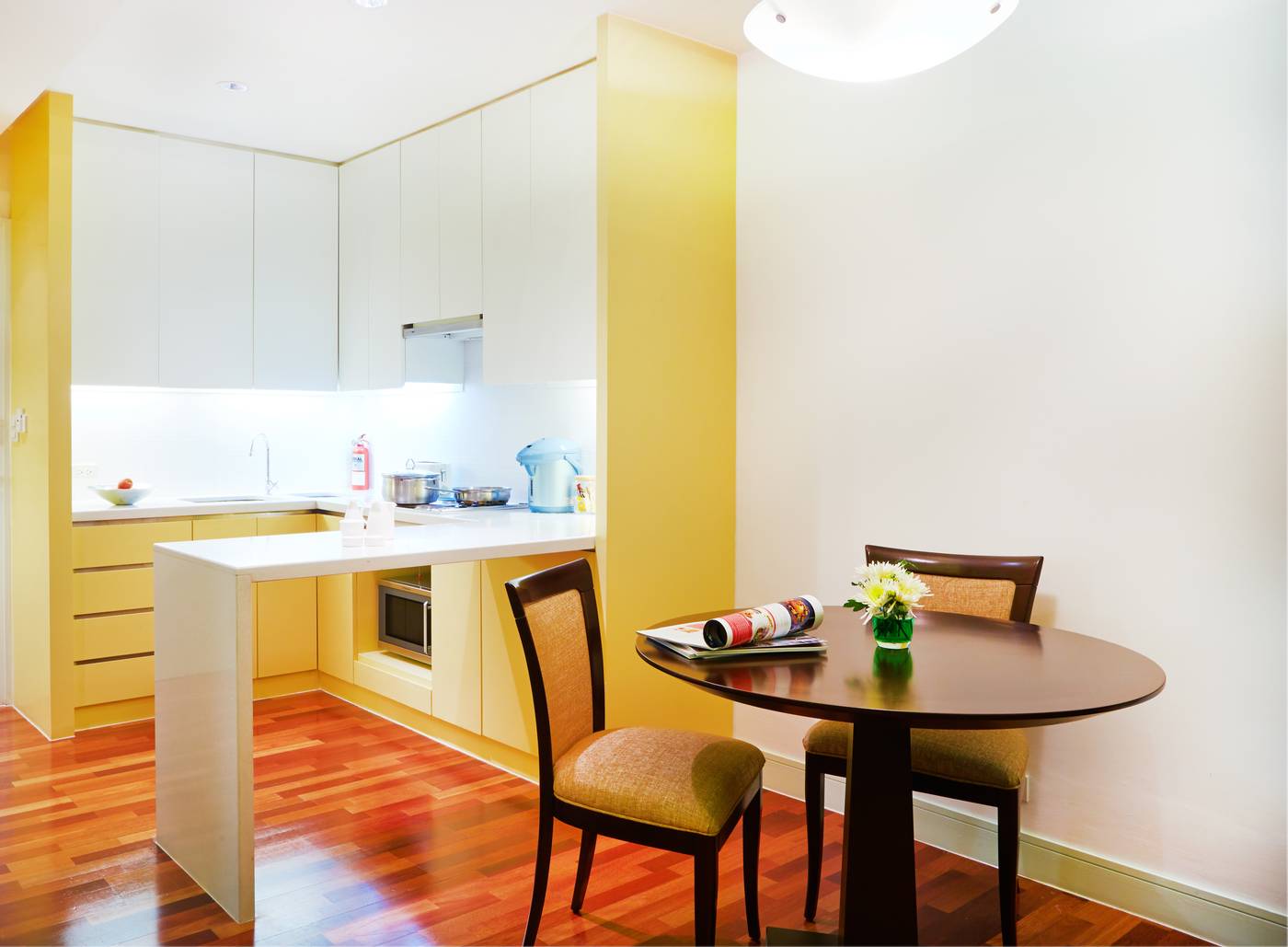 The-Duchess-Hotel-Room-20