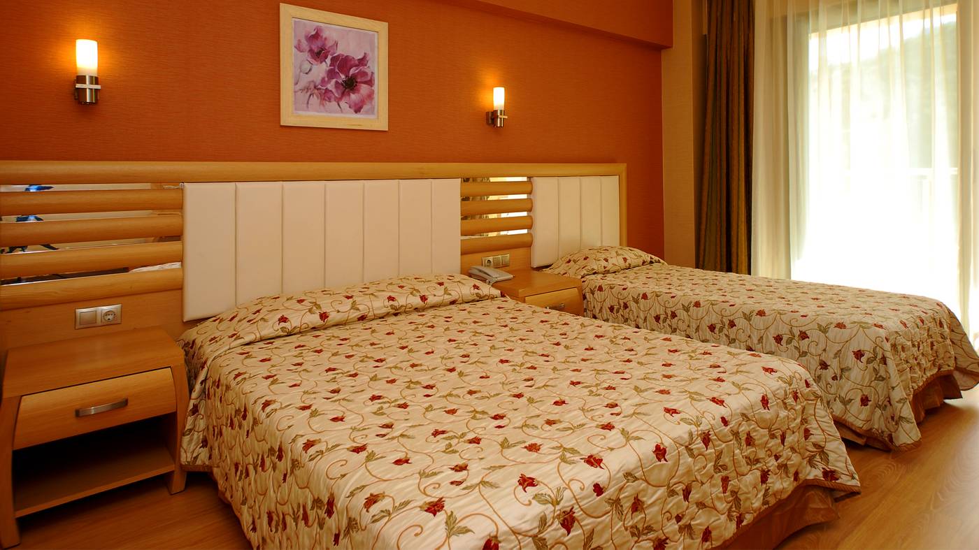 Grand-Pasa-Hotel-Room-11