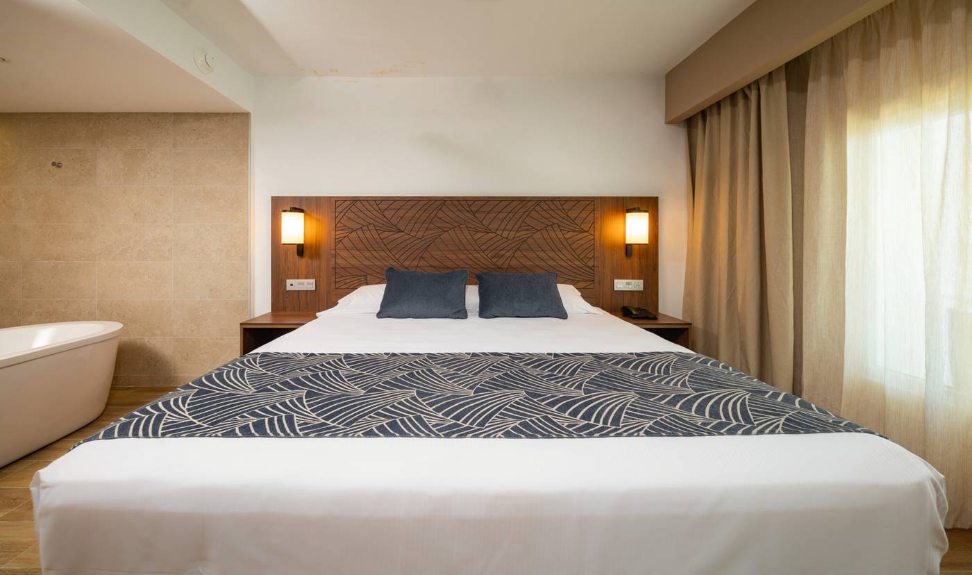 Riu-Montego-Bay-All-Inclusive-Room-27