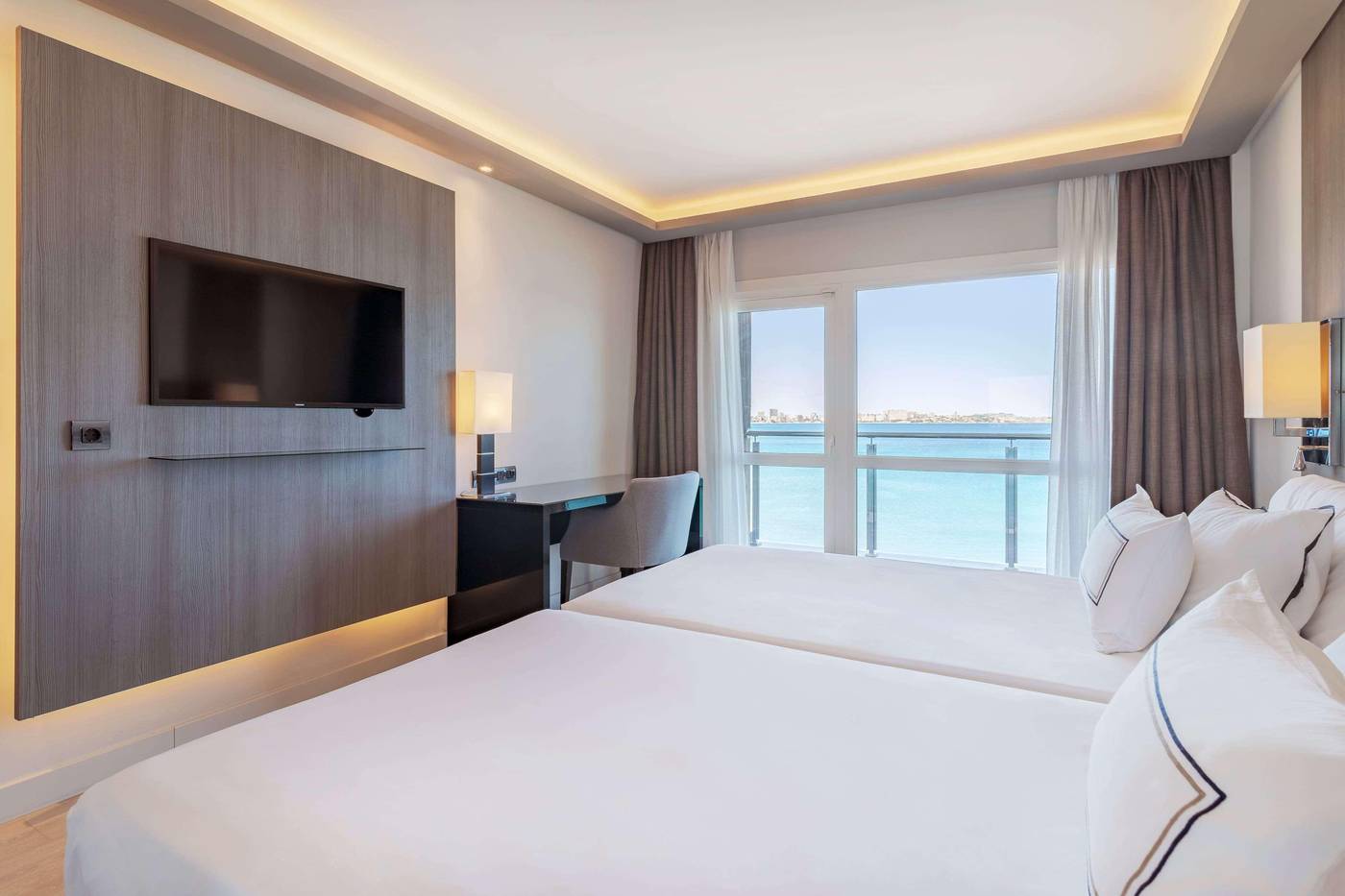 Melia-Alicante-Room-17