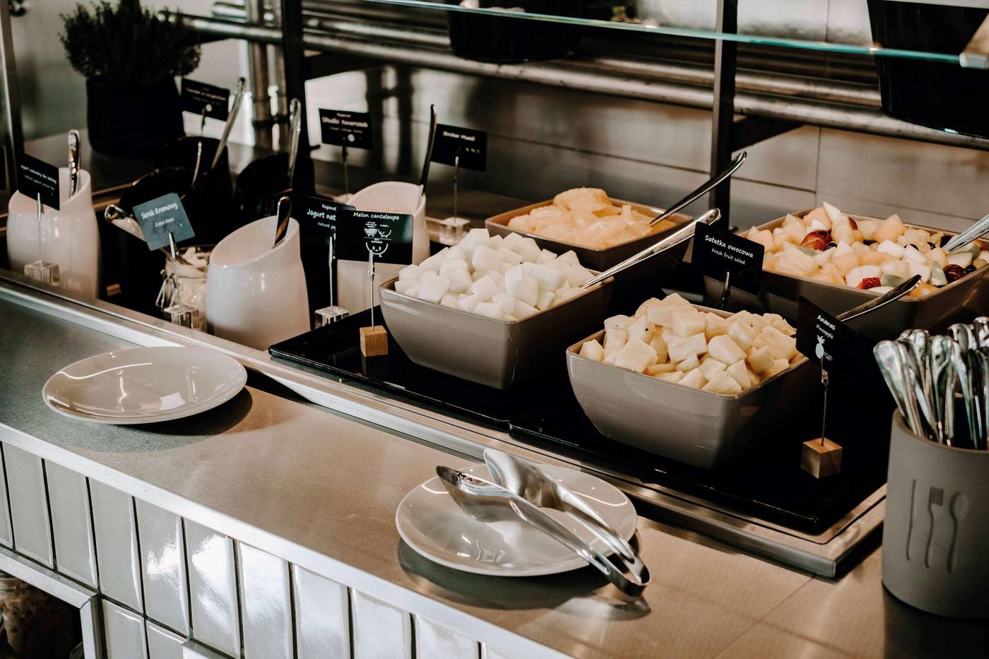 Vienna-House-by-Wyndham-Mokotow-Warsaw-Restaurant-44