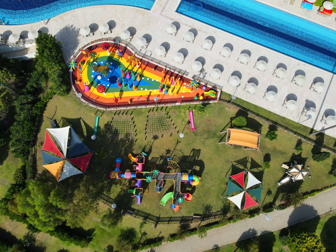 Kefaluka-Resort-Pool-65