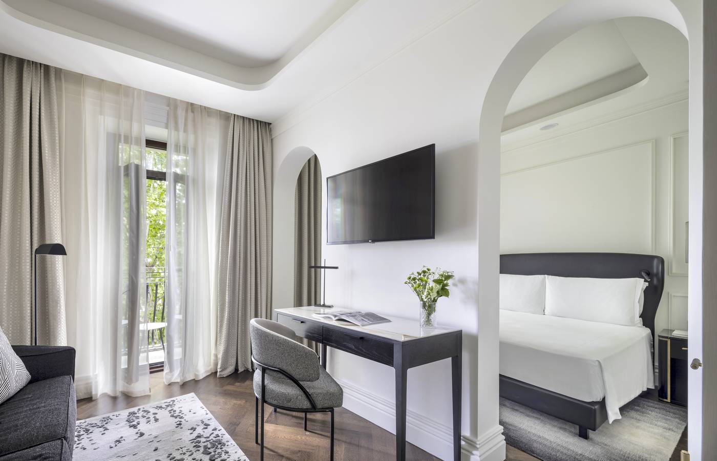 Ambasciatori-Palace-Hotel-Room-36