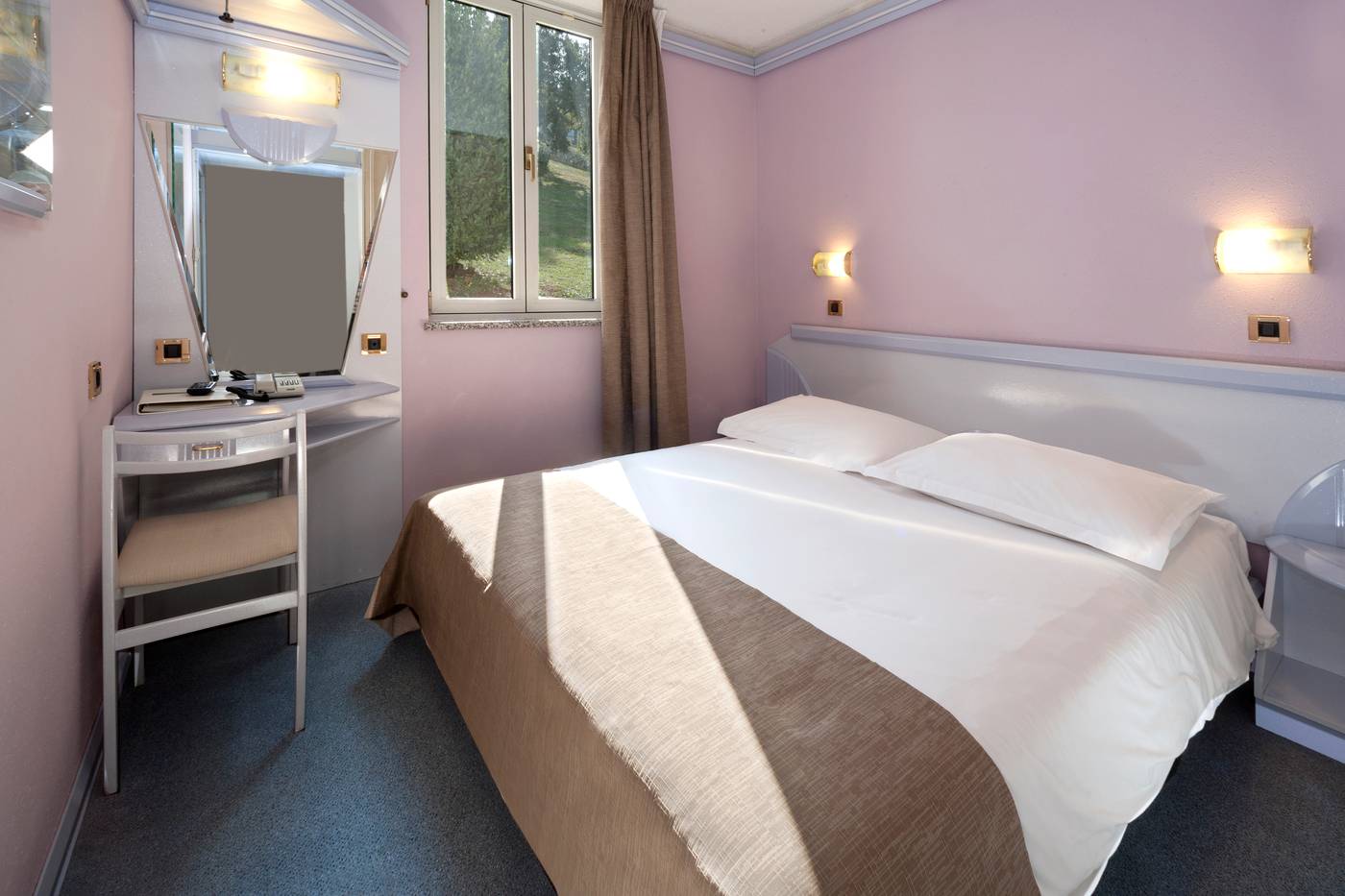 Hotel-Plavi-Plava-Laguna-Room-23