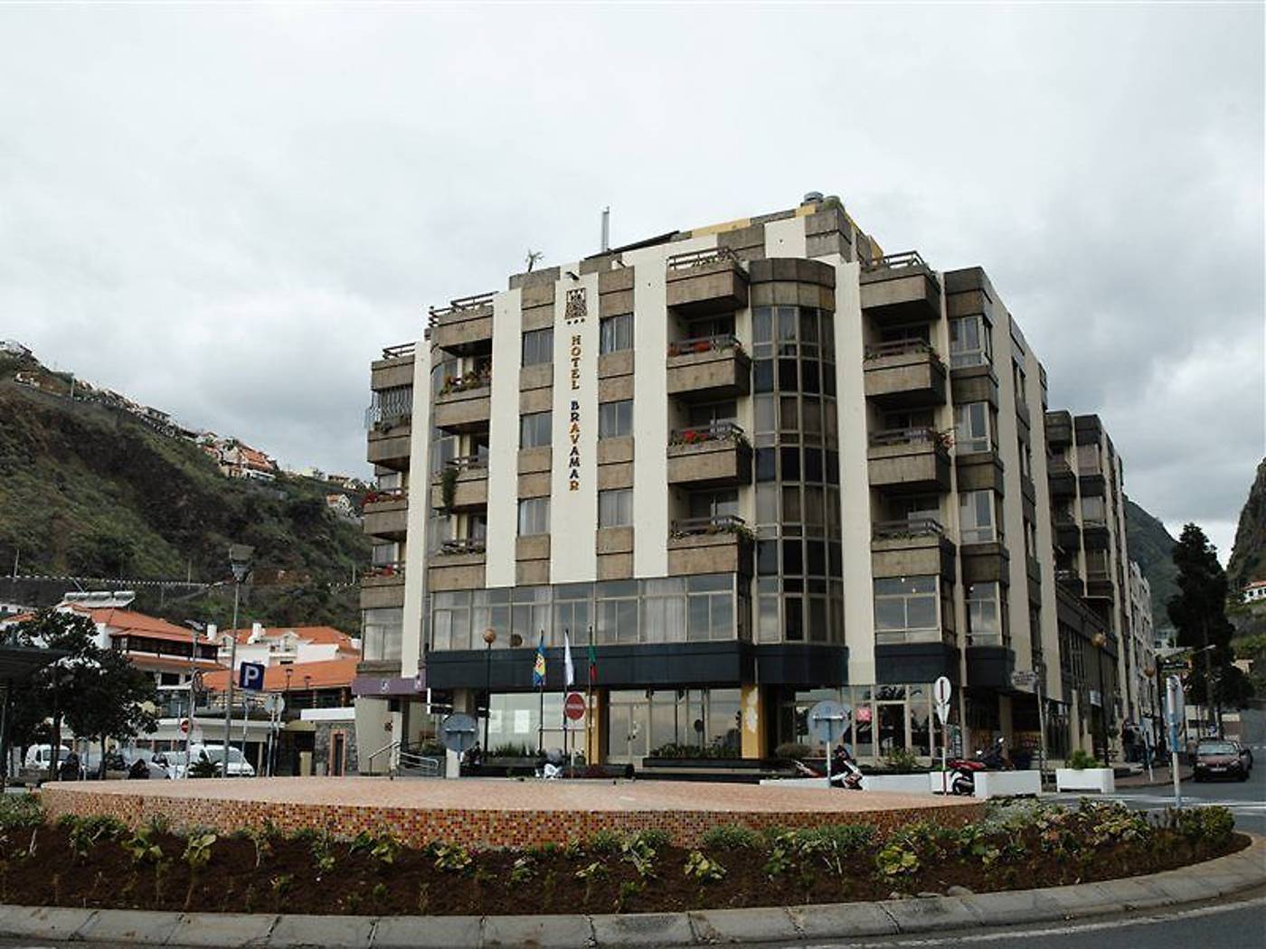 Flag Hotel Madeira - Ribeira-Brava-Portugal-Ribeira-Brava-General view-1