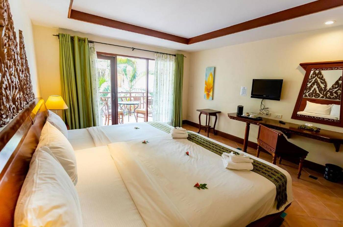 Ao-Nang-Bay-Resort-Room-17