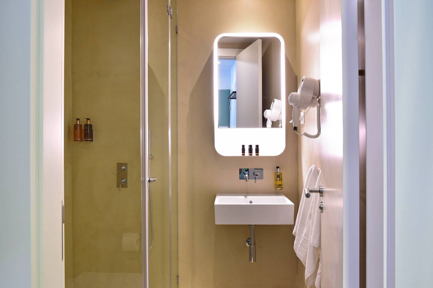 My-Story-Hotel-Augusta-Room-28