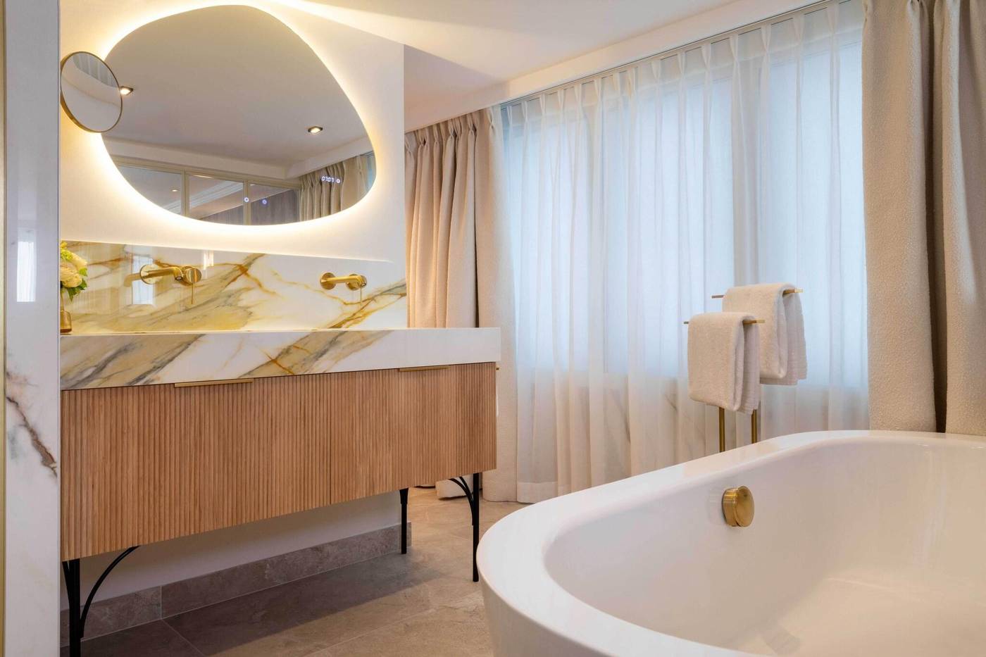 Royal-Madeleine-Room-42