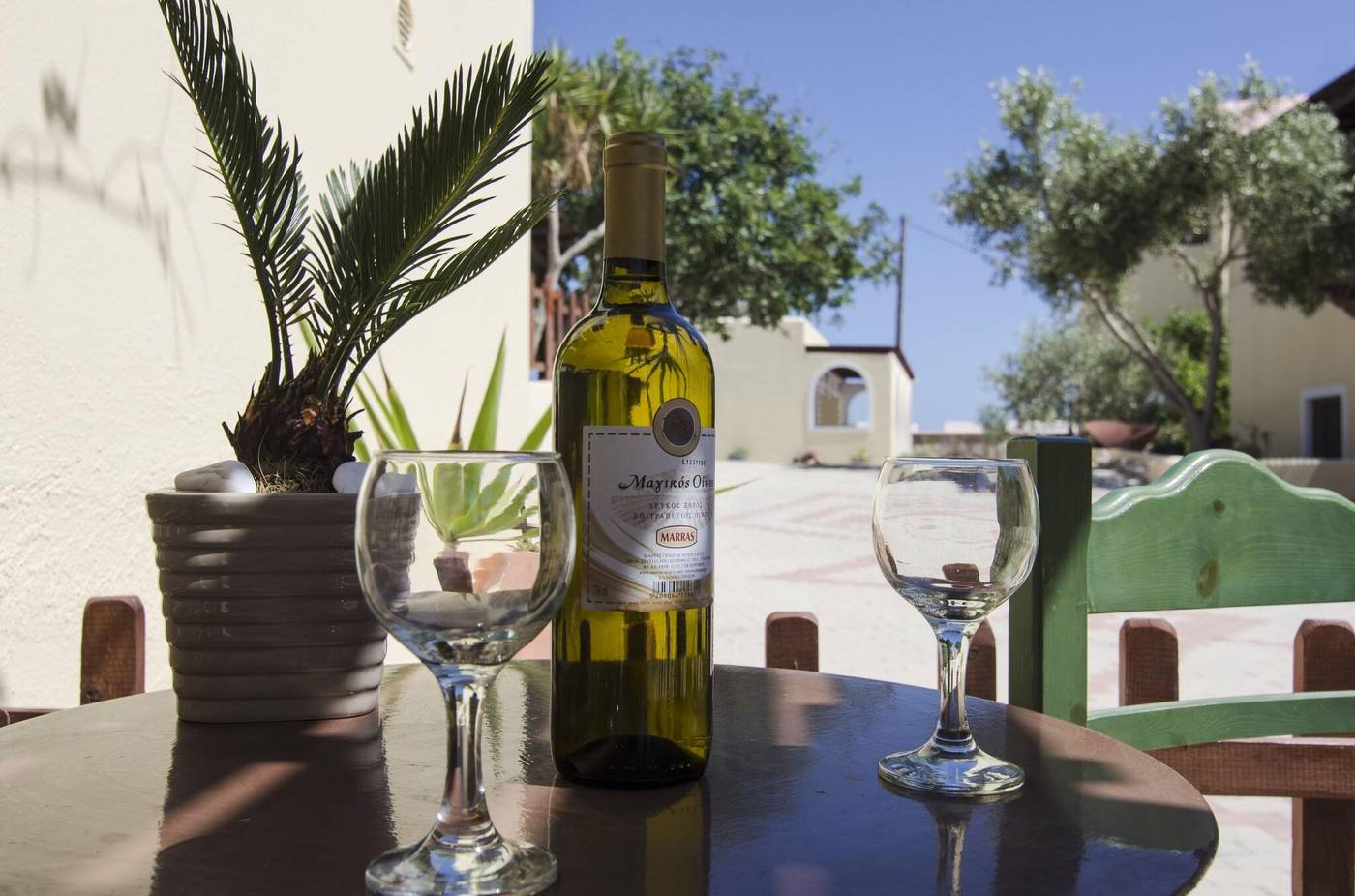 Smaragdi-Apts-Terrace-19