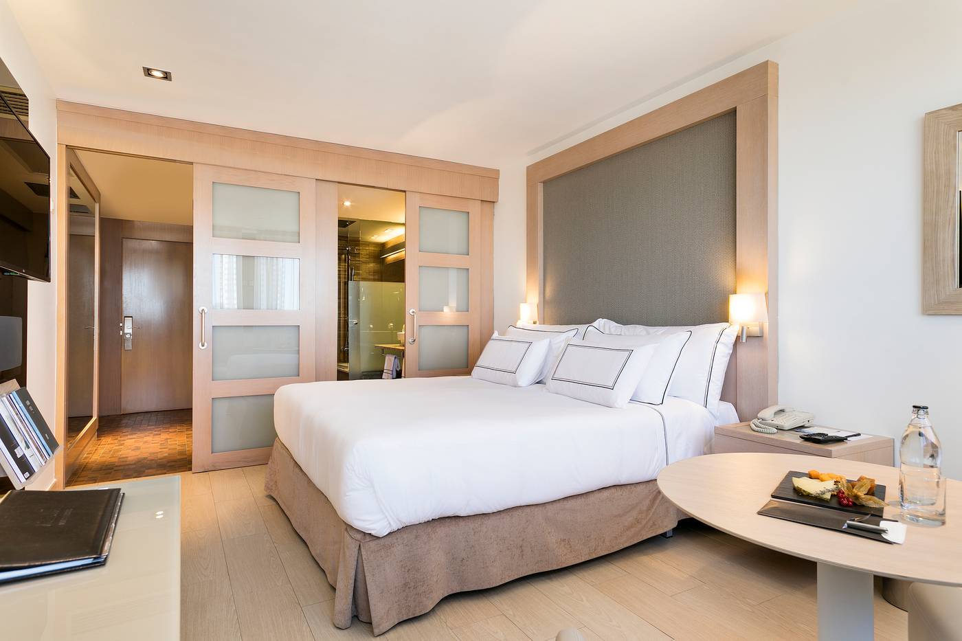 Melia-Madrid-Princesa-Room-36
