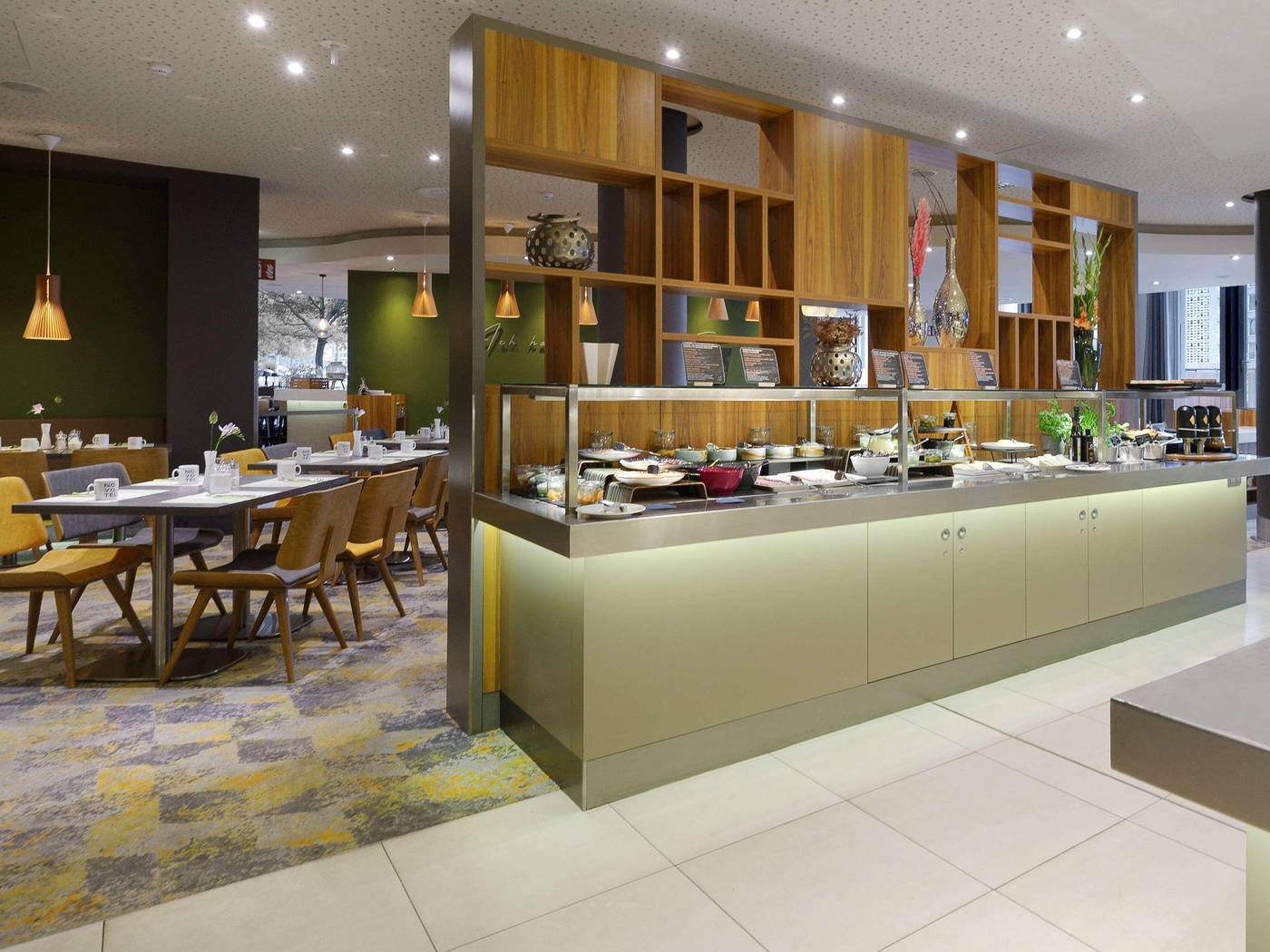 Novotel-Berlin-Mitte-Restaurant-42