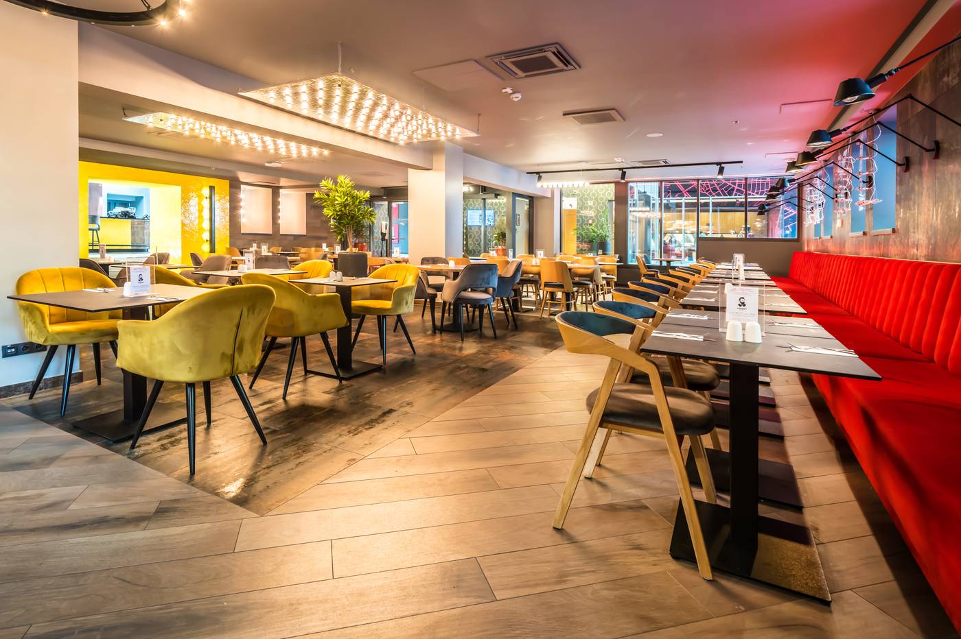 Up-Hotel-Budapest-Restaurant-54